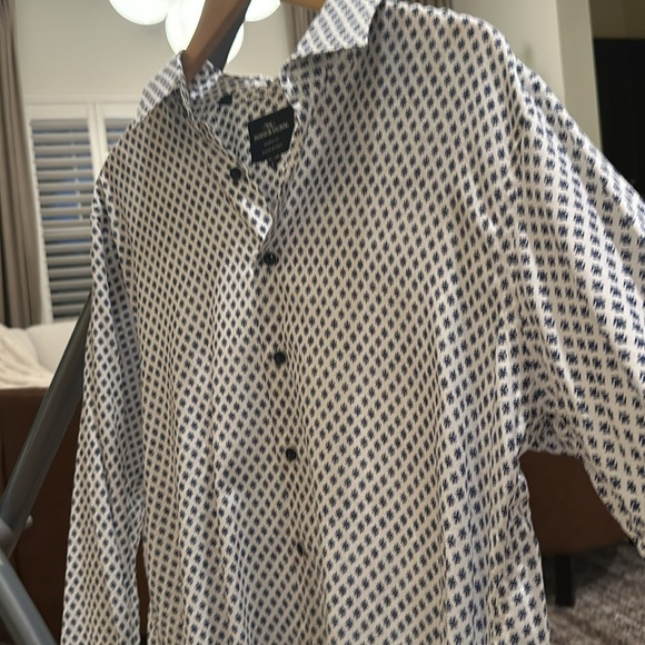 Rodd & Gunn Seaward Downs Geo Botton Up Shirt. Size Large Excellent Condition! - Picture 7 of 10